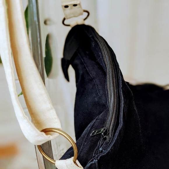 Vintage Messenger Bag - Picture 4 of 8